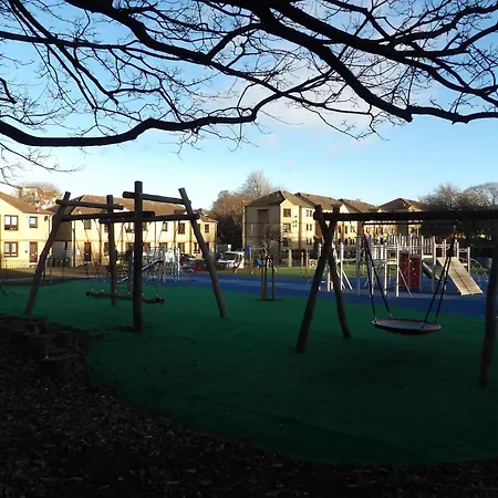 Montgomery Lovely 3 Bedroom With Private Garden In Centre Daire