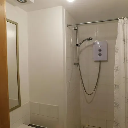 Fountainbridge Flat *