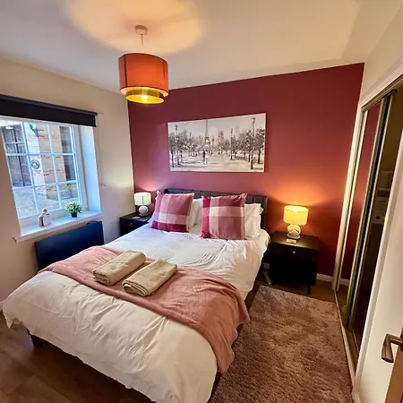 The Wheel House - Private Front Door And Free Parking * Edinburgh