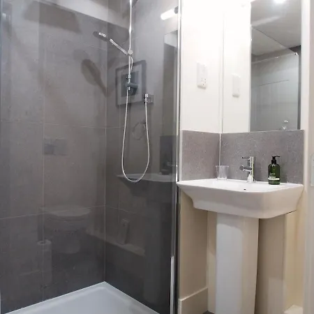 Apartamento Bright & Airy Mezzanine Loft In - Flat 4, Elgin House Edimburgo