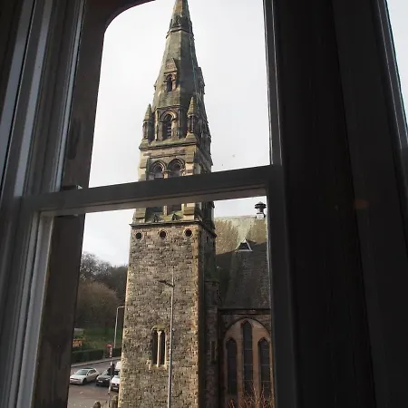 Bright & Airy Mezzanine Loft In - Flat 4, Elgin House Edimburgo