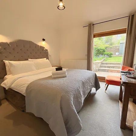 Allison House 16 ゲストハウス