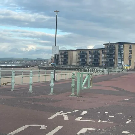 Entire Victorian House 2br - 4 Guests Daire Edinburgh