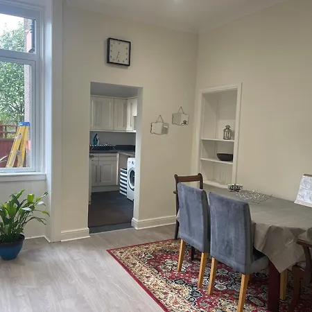 Daire Entire Victorian House 2br - 4 Guests Edinburgh