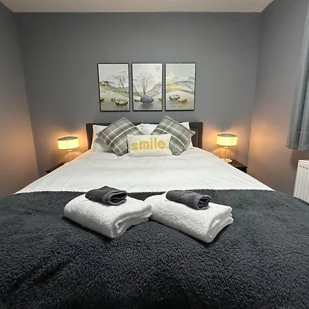 Two Bedroom Flat In Center With Free Parking Edynburg