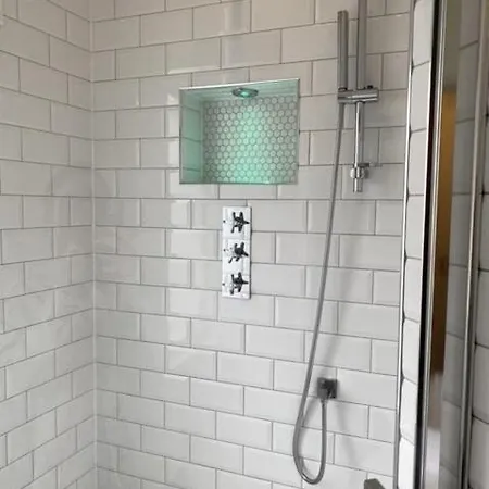 Immaculate One Bedroom Flat In The Centre アパート