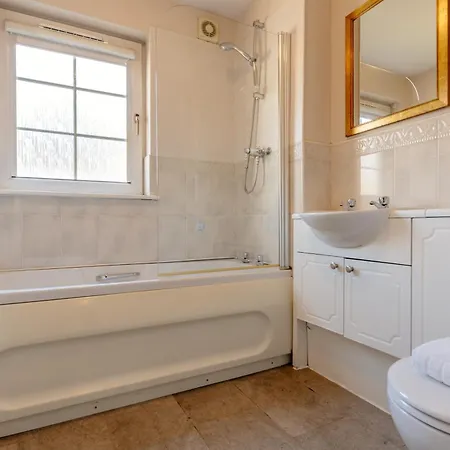 Roseburn Retreat 2b Free Parking *