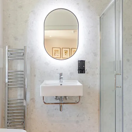 Grove House Отель Эдинбург