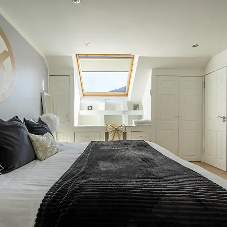 Centre House - 5 Bedrooms - Sleeps 9 - Parking * Édimbourg