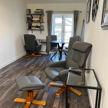 Truly Central, Princes St, Close To Castle شقة