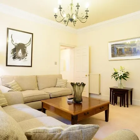 Apartmán Beautiful Georgian 2 Bedroom Flat *