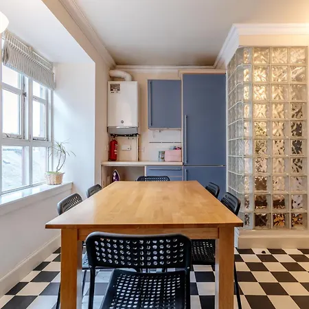 Comfortable Leith Free Parking * Edinburgh