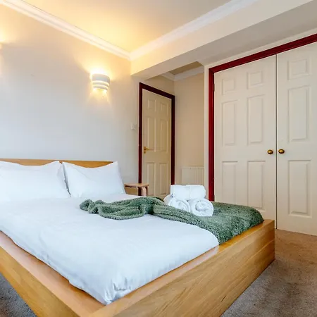 Comfortable Leith Free Parking * Edinburgh