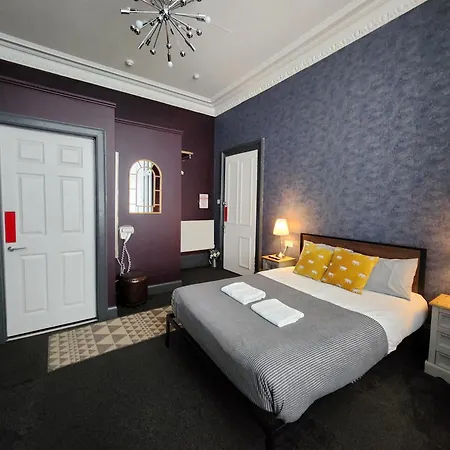 Pensión Frederick Douglass - In The