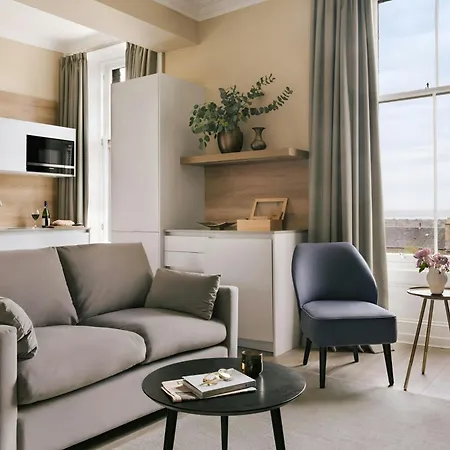 アパートホテル Sonder By Marriott Bonvoy Royal Garden New Town エディンバラ
