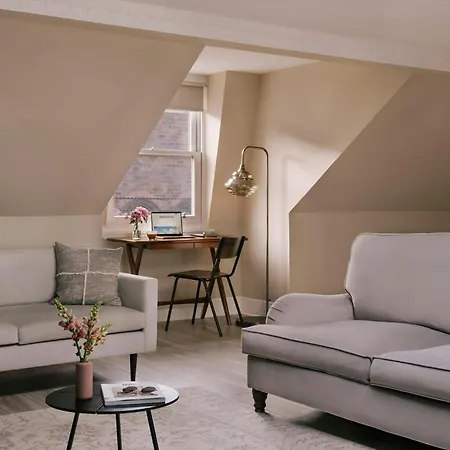 Sonder By Marriott Bonvoy Royal Garden New Town アパートホテル 4*