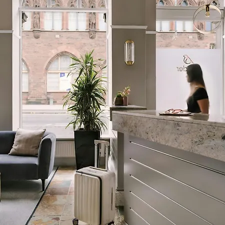 Sonder By Marriott Bonvoy Royal Garden New Town Edinburgh