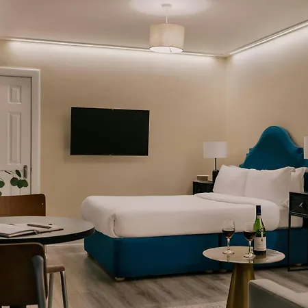 Thistle Royal Garden Apart Otel 4*