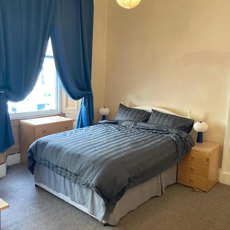 Gilmore Flat (adults Only) * Edinburgh