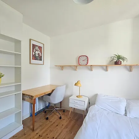 Charming 2-bedroom Ground Floor With Garden And Free On-street Parking * Edinburg