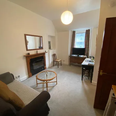 Apartment 1 Bed Flat Near Castle