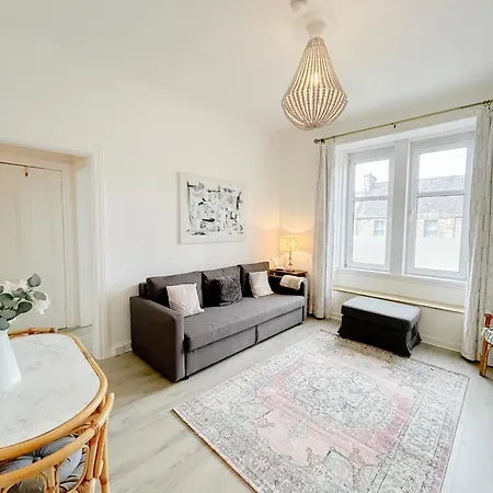 Chic Flat Close To Edinburgh, Airport, & Zoo * Эдинбург