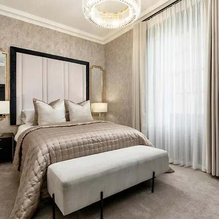 Sovo - Luxury Old Town With Private Jacuzzi *