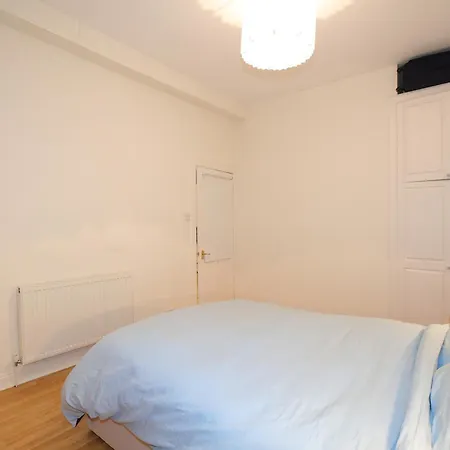 Apartment Homely 2bd Flat Heart Of *