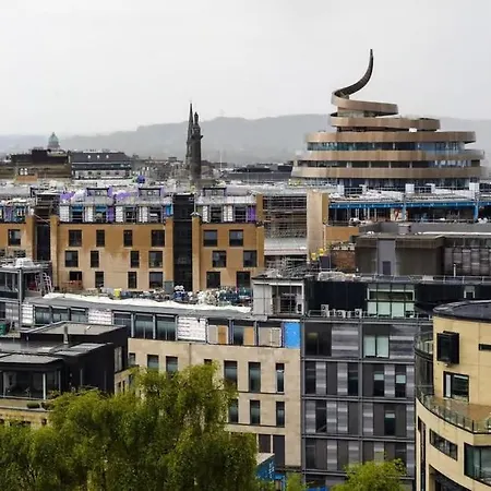 Stylish 3 Bed New Town - Traquair 公寓 *