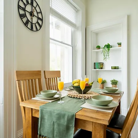 公寓 Stylish 3 Bed New Town - Traquair *