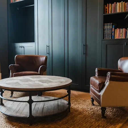 Royal Mile Apartment