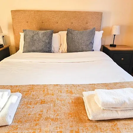 度假居 Duddingston 9 Bedroom House -