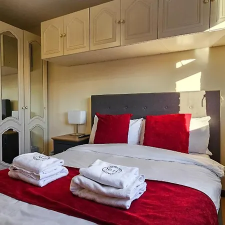 Duddingston 9 Bedroom House -