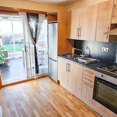 度假居 Duddingston 9 Bedroom House -