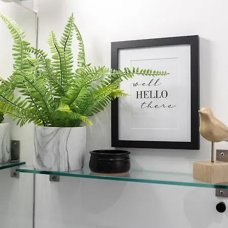 Cosy & Quiet Flat Near Haymarket Station