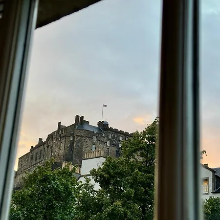 Stylish 2br Grassmarket Flat With Castle Views & Ps5 * Edynburg