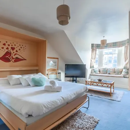 Retreat - Centre 3 Min Walk To Castle Lägenhet Edinburg