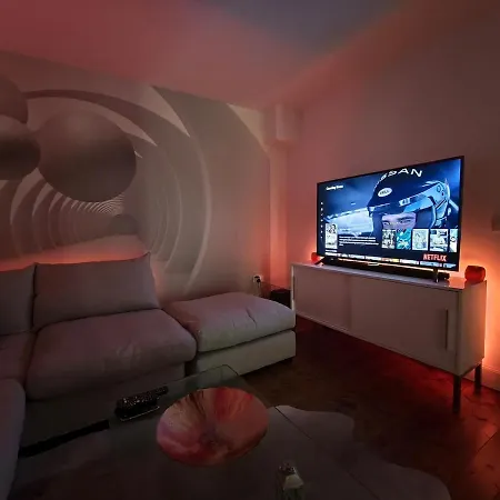 Modern Holyrood Family Retreat Tatil Evi