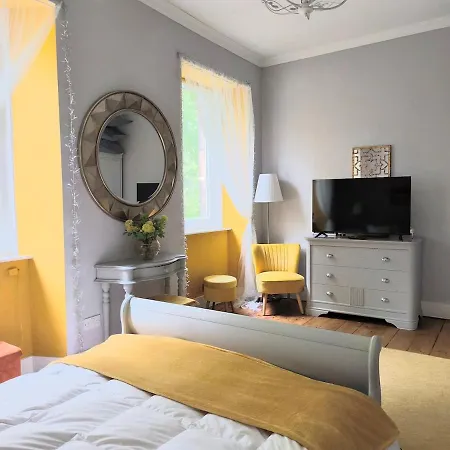 Tatil Evi Modern Holyrood Family Retreat *