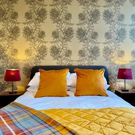 招待所 Scot Townhouse 4*