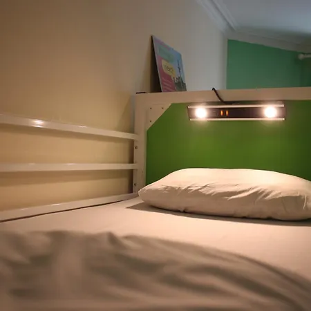 Safestay Cowgate Hostel