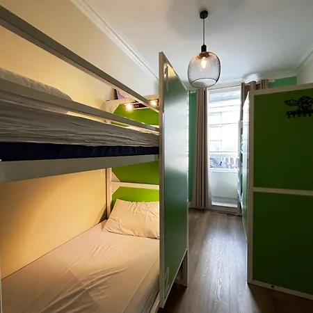 Safestay Cowgate Hostel
