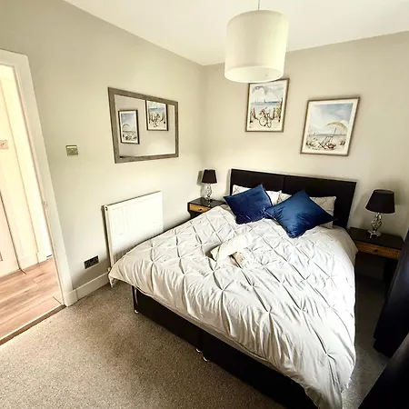 South Gyle House - Superfast Wifi And Free Parking - 7 Minutes From Airport Édimbourg