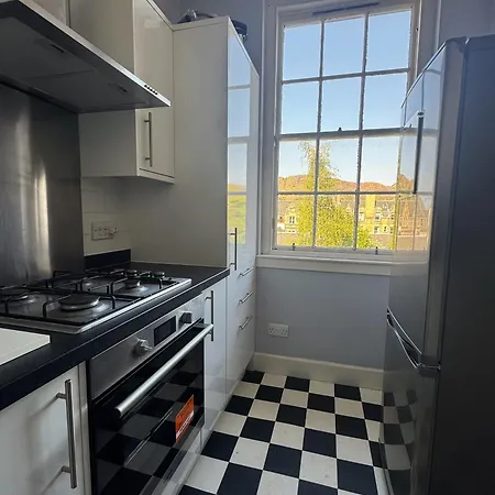 Centre - George Square