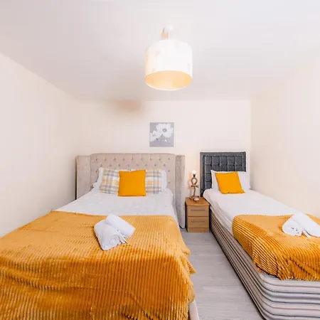 Апартаменты Central Edinburgh Apartment By The Castle