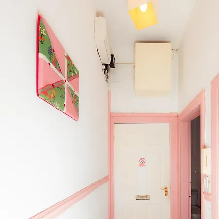 Central Edinburgh Apartment By The Castle Апартаменты Эдинбург