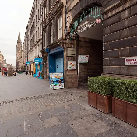 Walk Everywhere -top Rated Flat On The Royal Mile. Edynburg
