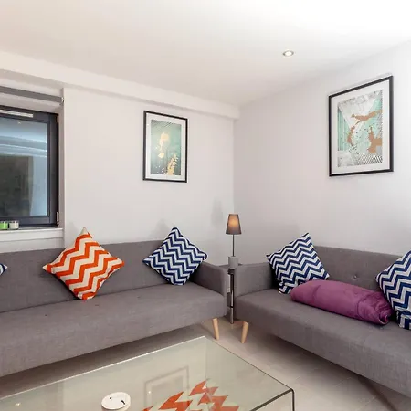 Apartamento Walk Everywhere -top Rated Flat On The Royal Mile.