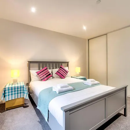 Lovely 1-bedroom Unit Near Castle * Edinburgh