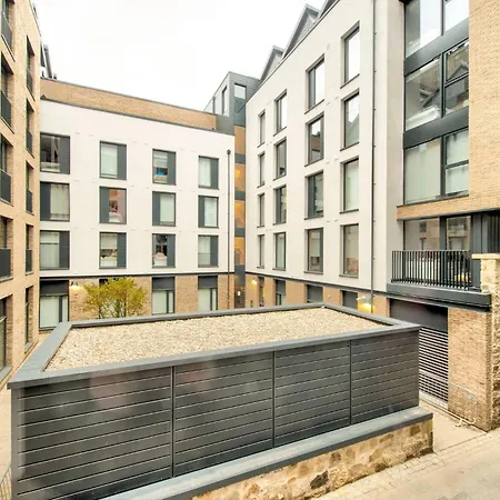 Daire Lovely 1-bedroom Unit Near Castle Edinburgh